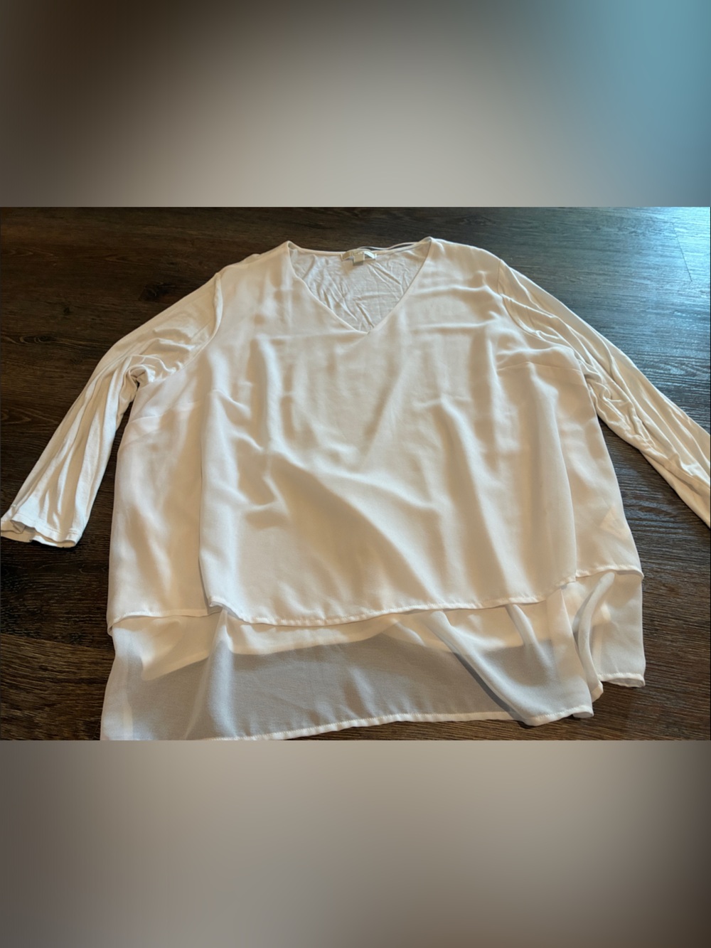 MICHAEL Michael Kors white V-Neck Layered Long-Sleeve Top